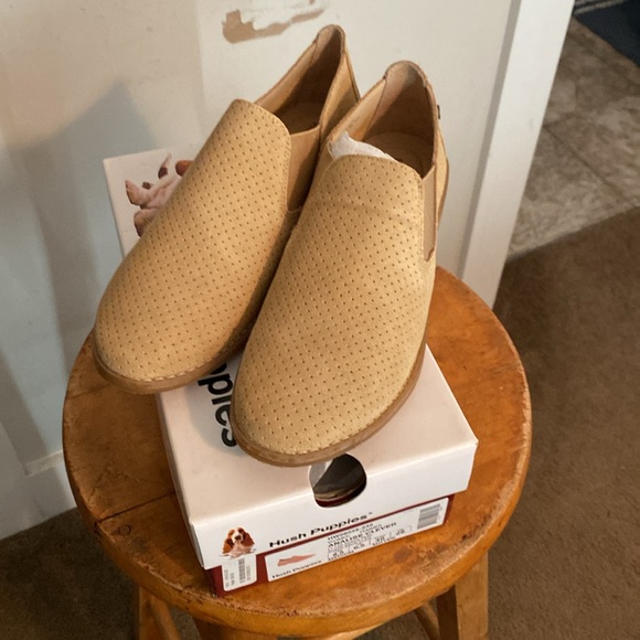 Ladies Hush Puppies Annalise Clever loafer NWB size 8.5 - Picture 2 of 6